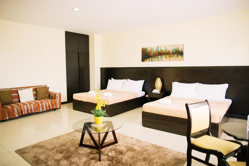 Ati-Atihan Festival Hotel Калибо Экстерьер фото